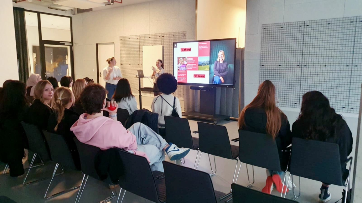 260620 Macromedia University LinkedIn Bilder 14